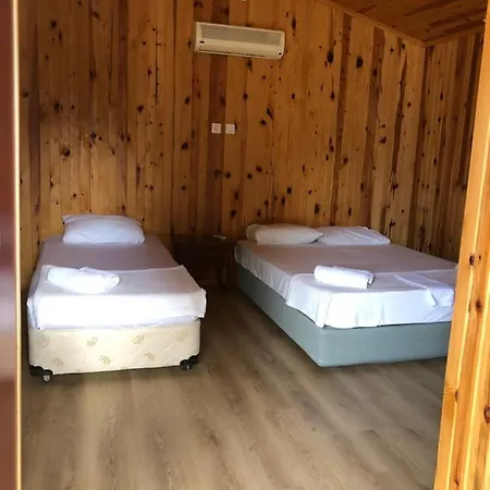 Iris Bungalow Отель *